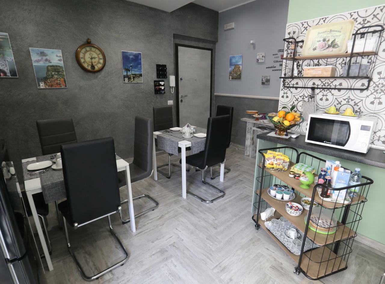 La Casa Di Luce Acomodação com café da manhã Reggio di Calabria Exterior foto